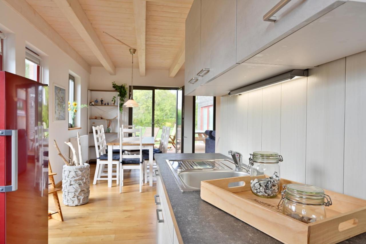Reetdachhaus "Treibholz" Villa Wiek auf Rügen Eksteriør bilde